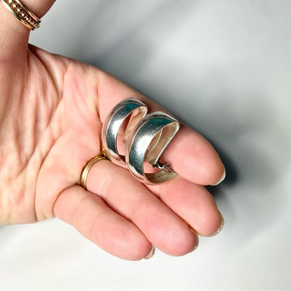 Vintage Sterling Silver Clip Hoops Chunky Solid 14.6 grams - Picture 9 of 9